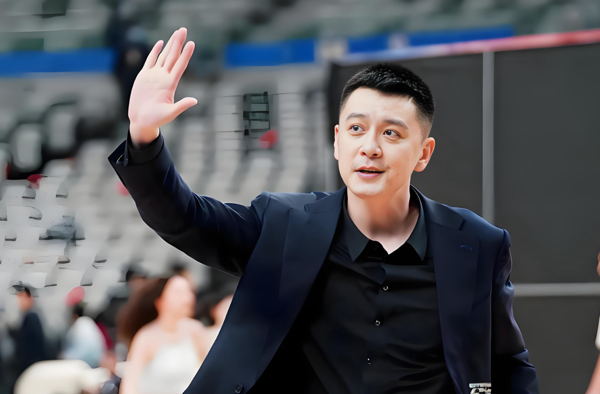 英雄联盟战争学院-宁队输广东30分！杨鸣个人没输，赢了杜锋一回