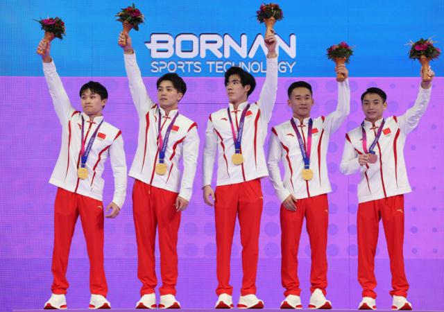 英雄联盟战争学院-中国蝉联体操男团冠军 张博恒遗憾桥本大辉缺席