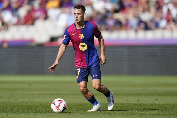 英雄联盟战争学院-世体：卡萨多希望留在巴萨，他无意加盟加拉塔萨雷